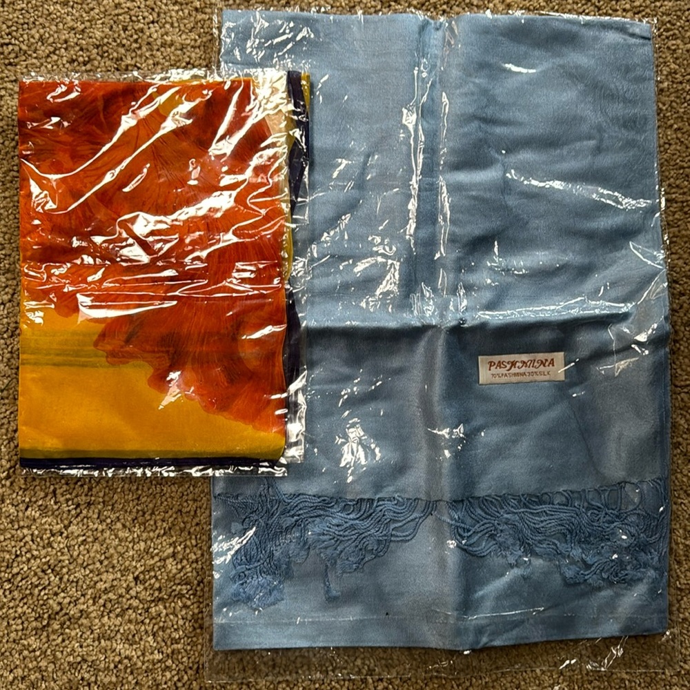 Scarves set of 2